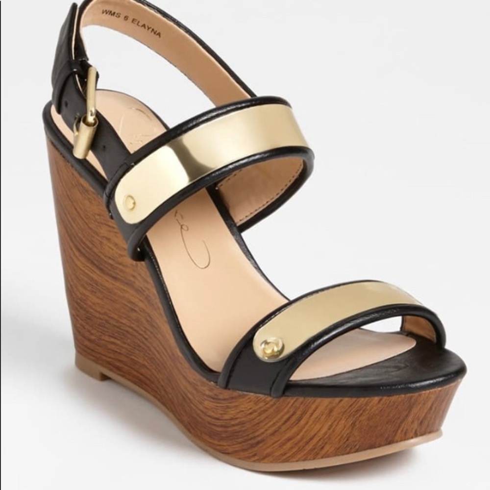 Report Signature Elayna Wedge